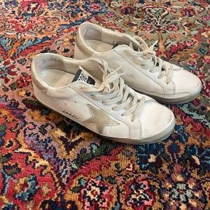 White and gold golden goose superstars size 38